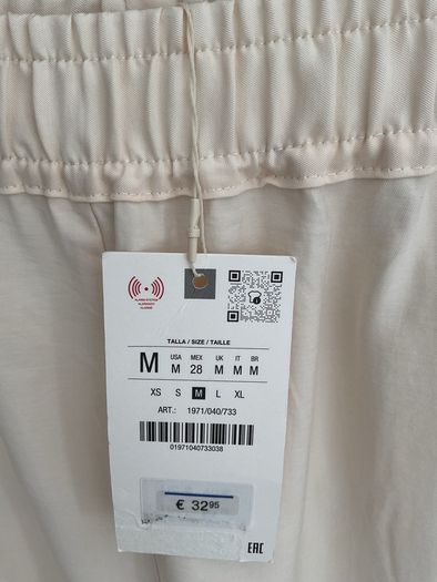 trousers Bnwt Zara cream wide leg trousers medium modal fabric
