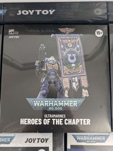 Lot of Joytoy Warhammer Ultramarine Action Figures and Vehicle