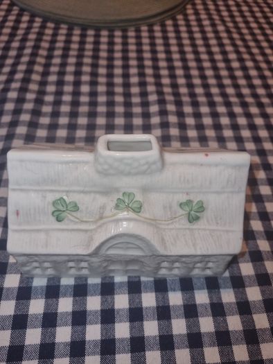 Belleek Irish Cottage