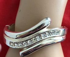 bracelet bangle