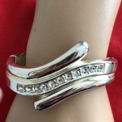 bracelet bangle