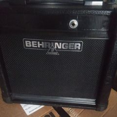 Behringer Speaker and cabinet 8inch for guitar