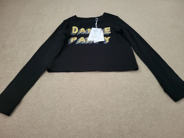 Name It regular black top 11-12 years old