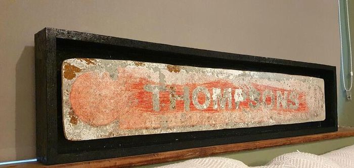 1950s Thompsons sign