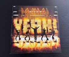 Def Leppard Yeah! Tour program 2005