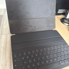 Apple Smart Keyboard Folio 11-inch for Ipad