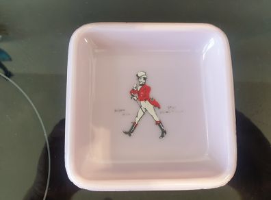 Johnnie walker ashtray