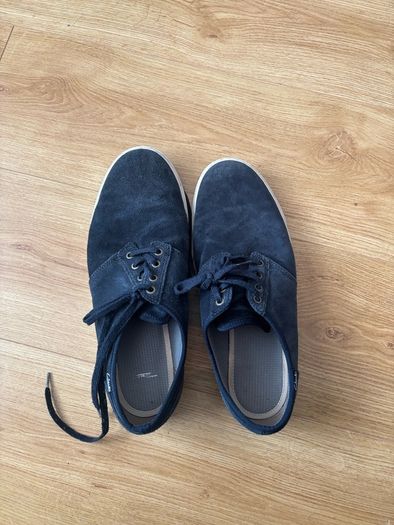 "Men's Clarks Navy Suede Lace-Up Shoes - Size 9.5- Great Condition"