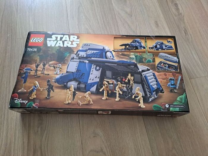 LEGO Star Wars 75435 Battle of Felucia Separatist MTT