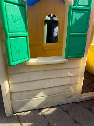 play house and slide