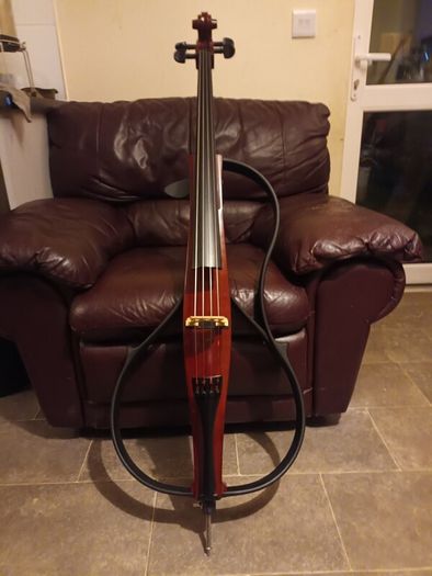 Cello Yamaha