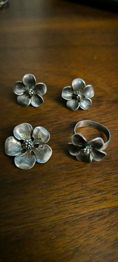 Silver set . Earrings, pendant, ring.