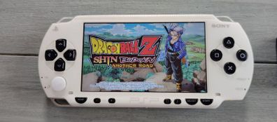 Psp White 1000 Modded 32gb changer battery Read Description