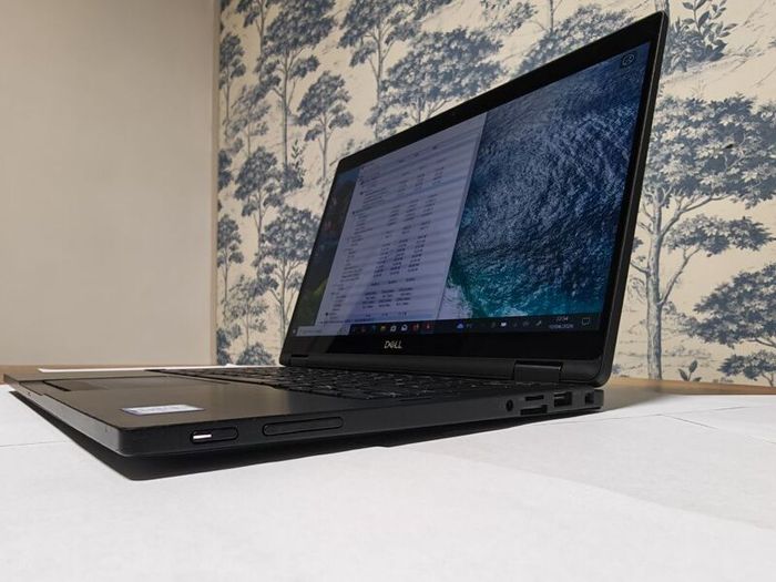 Dell Latitude 7390 2-in-1 i5 | Touchscreen | Excellent Condition
