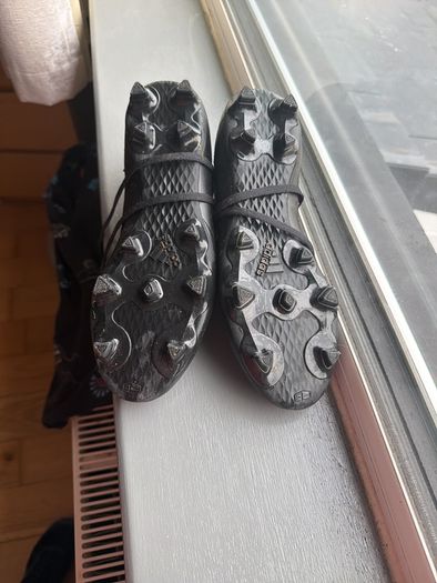 football boots adidas black size 7uk
