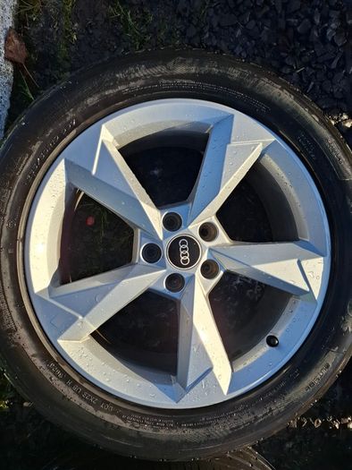 19" Genuine Audi Q3 S Line Alloys with tyres
