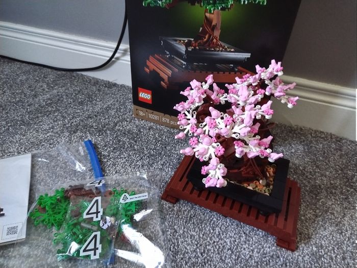 LEGO Botanical Collection 10281 Bonsai Tree