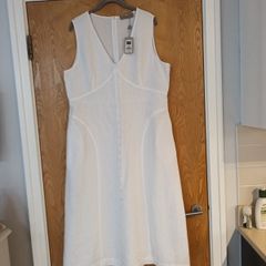 Paul Costelloe  Living White Linen Dress With 2 Hidden Side Pockets.  S.16.  B.N.W.T