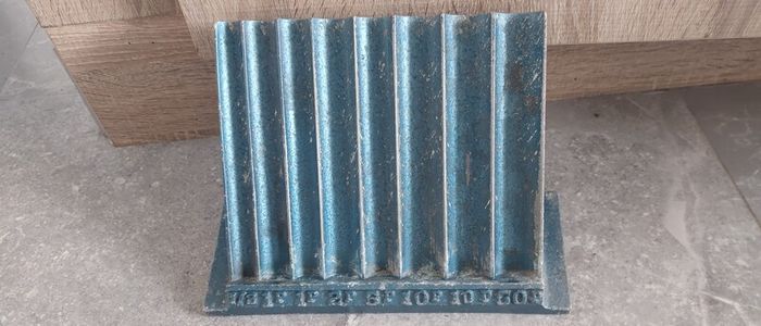 Vintage style cast iron coins sorter open to Reasonable offer