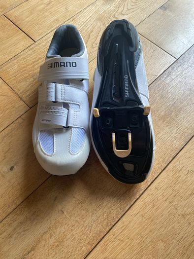 cycling shoes - shimano