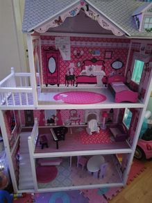 doll house