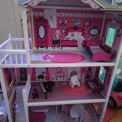 doll house