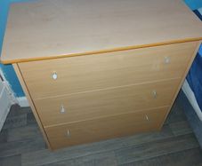 Chest of drawers