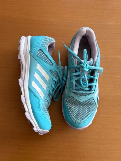 hockey shoes