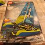 lego technic Catamaran Image 7