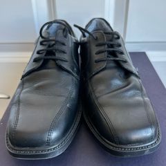 Boys leather shoe