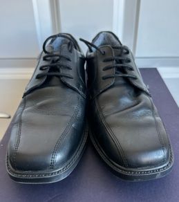 Boys leather shoe
