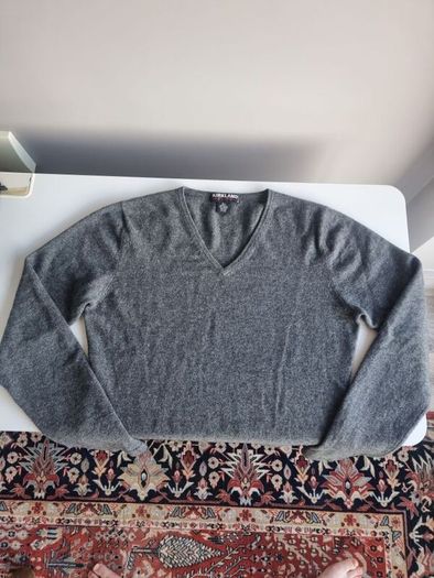 Grey Cashmere V-Neck, Size L