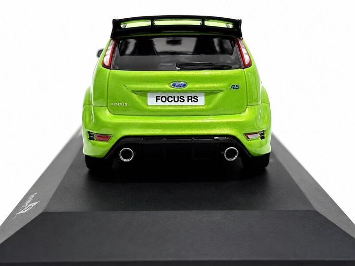 Ford Focus RS MKII  1 43 Scale