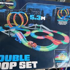 Double Loop Glow Track