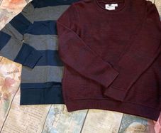 Pair of mens sweaters - size large