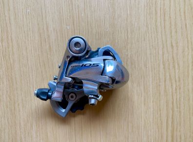 Shimano 105 RD-5600 10-Speed Short