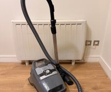 Miele Blizzard CX1