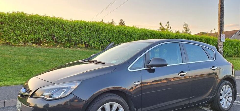 Wauxhall Astra  Top  Spec  Elite  2.0 CDTI