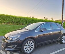 Wauxhall Astra  Top  Spec  Elite  2.0 CDTI