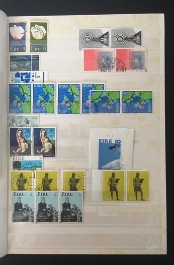 1970-1990s Ireland Used and Mint in Blue 32 page 16 leave Stamp Stockbook