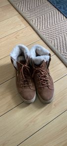 Winter shoes