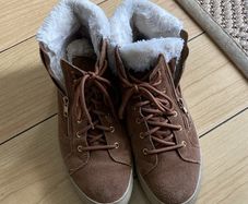 Winter shoes