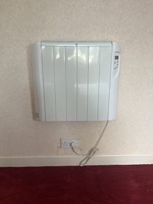 Electric wall radiator