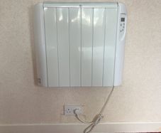 Electric wall radiator