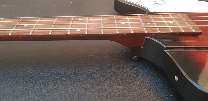 Epiphone Thunderbird bass + hardcase