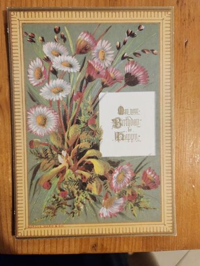 Beautiful Set Of 25 Reproduction  Vicorian Greeting Cards Of The Period 1860-1890 In Presentation Box. In Very Good Condition.
