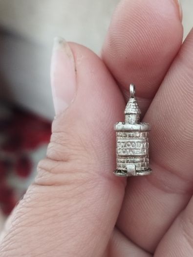 Vintage Sterling Silver Tower of London Charm Pendant.