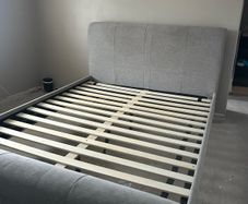 5ft kingsize sleigh bedframe . Grey fabric. Ez living bed