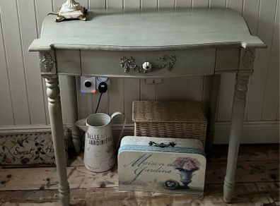 Shabby Chic Distressed look Hall Table