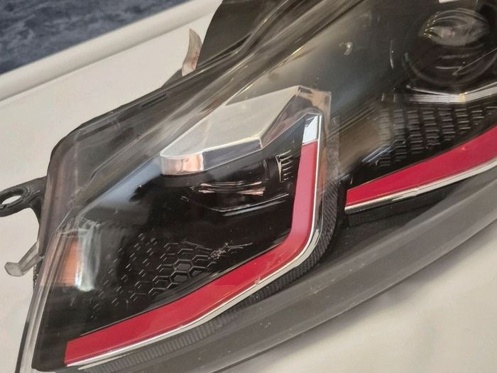 VW Glf MK6 Headlight Front Left Passenger Gti Red Mk7.5 Headlights
